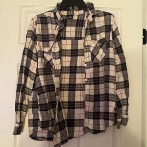 Empyre size medium plaid flannel